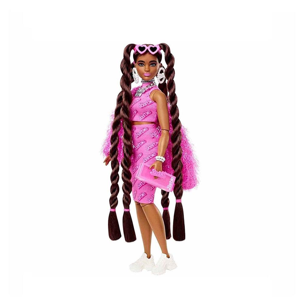 Barbie Extra Nostaljik Kıyafetli HHN06